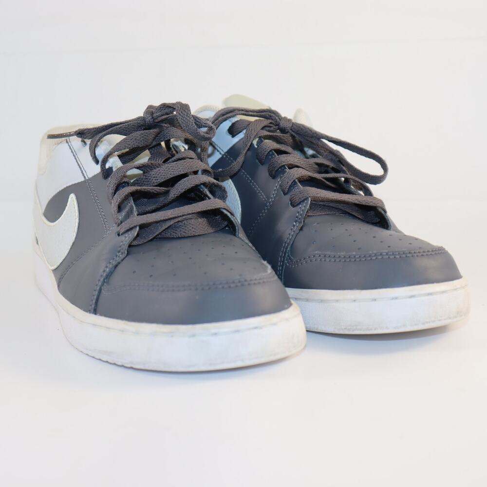 Nike Court Tradition 2 Men’s Sneakers – Size 8.5 – Gray